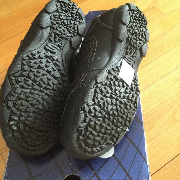 Skechers Boys Black Runners - Picture 3 of 3